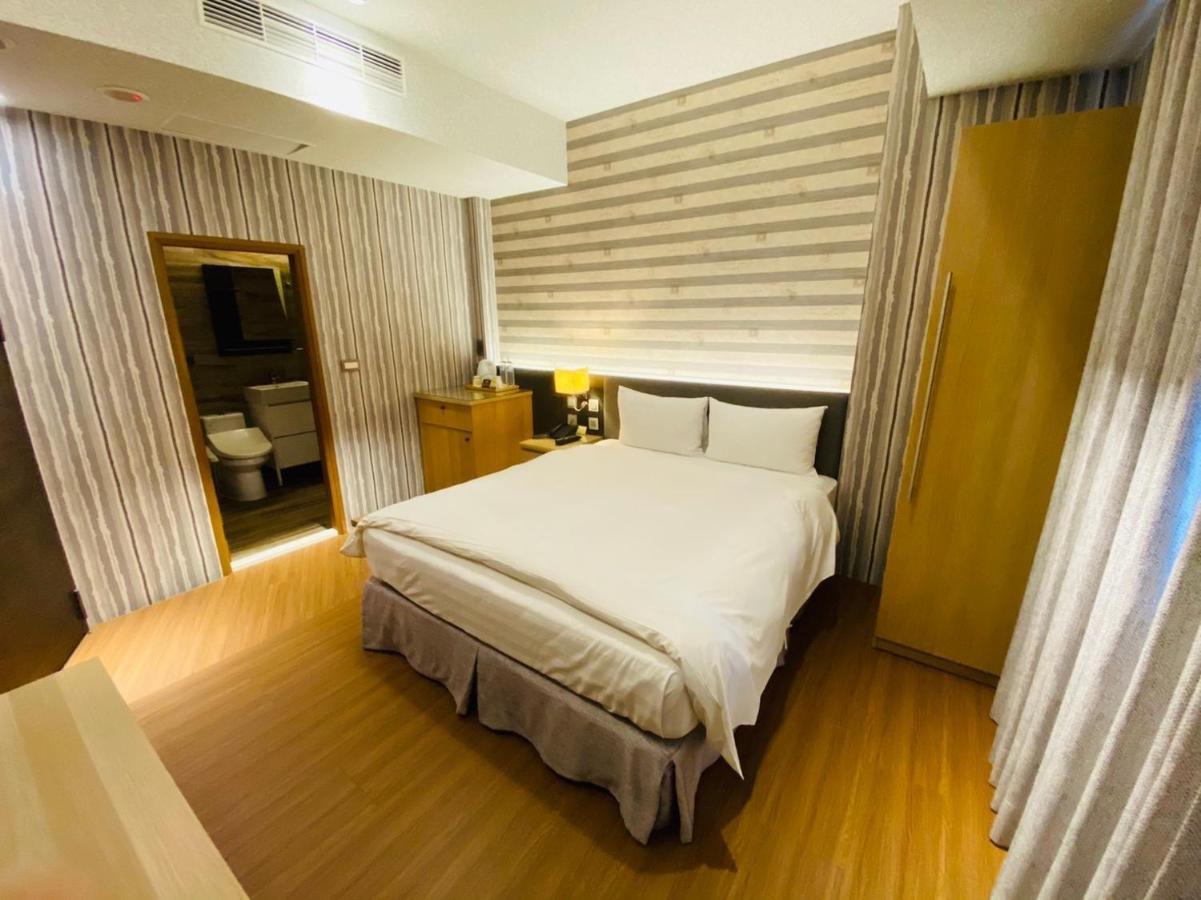 Dlinn Hotel Taizhong Zewnętrze zdjęcie
