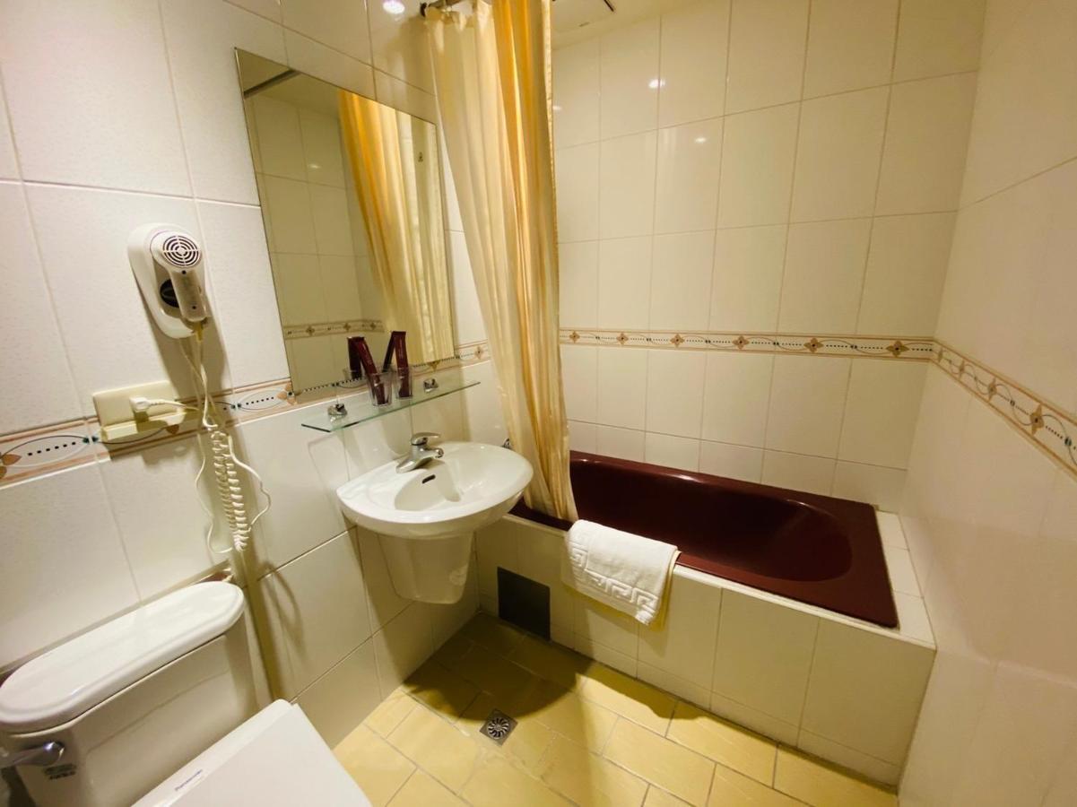 Dlinn Hotel Taizhong Zewnętrze zdjęcie