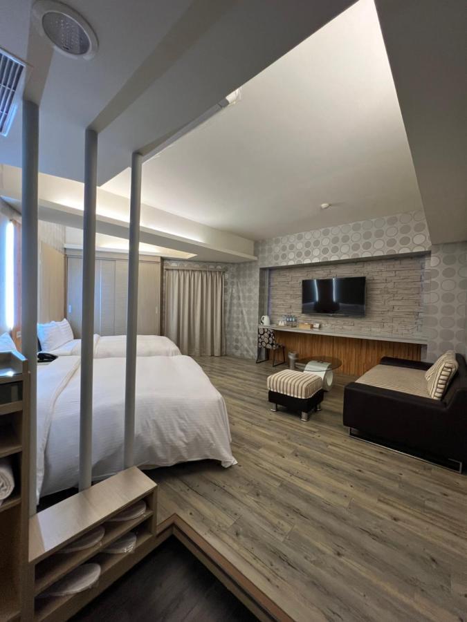 Dlinn Hotel Taizhong Zewnętrze zdjęcie
