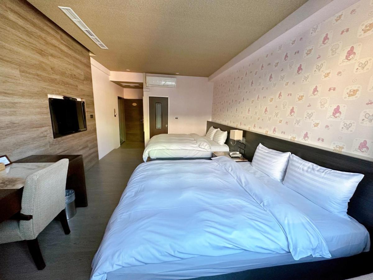 Dlinn Hotel Taizhong Zewnętrze zdjęcie