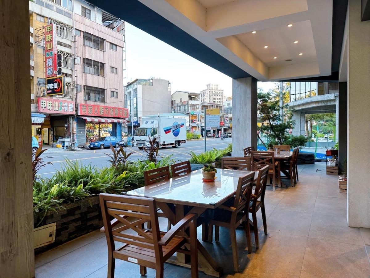 Dlinn Hotel Taizhong Zewnętrze zdjęcie