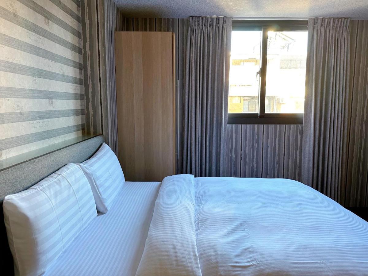 Dlinn Hotel Taizhong Zewnętrze zdjęcie