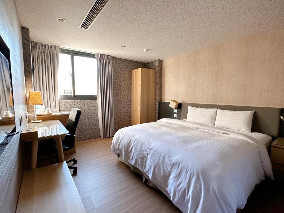 Dlinn Hotel Taizhong Zewnętrze zdjęcie