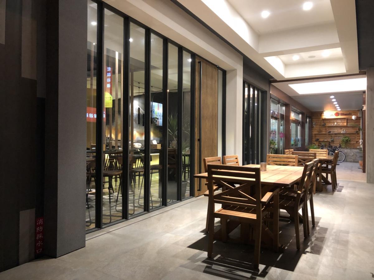 Dlinn Hotel Taizhong Zewnętrze zdjęcie